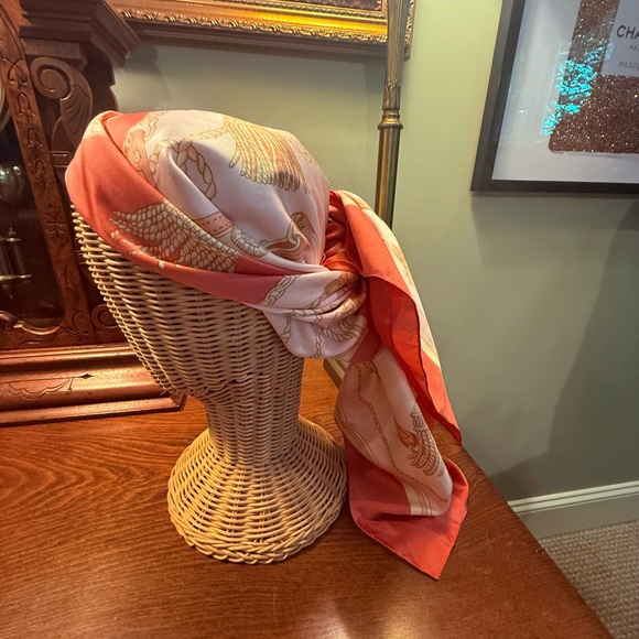 Vintage Pink/Gold Silk Hairbrush and Tassel Print Square Scarf Wrap 34x34” - Picture 8 of 8